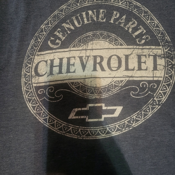GM Chevrolet t-shirt - Picture 5 of 6